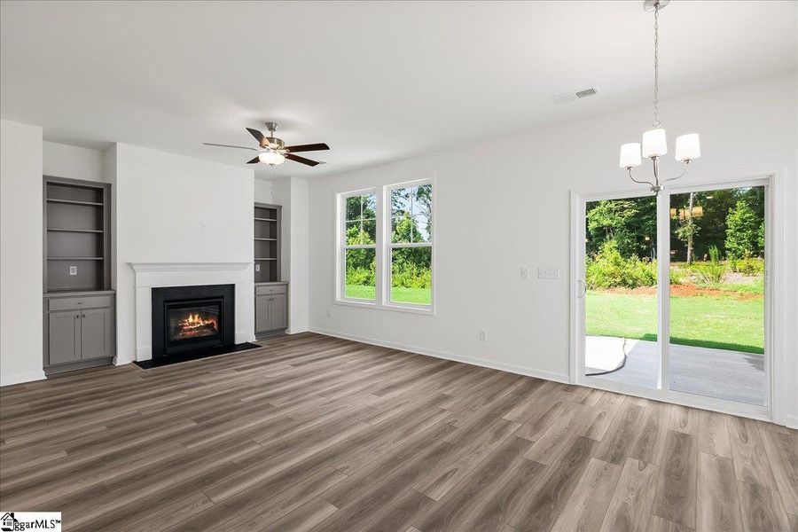 Spacious, unfurnished interior of a new home in Lynbrook, Boiling Springs (Image 21). Spacious, unfurnished interior of a new home in Lynbrook, Boiling Springs (Image 21).