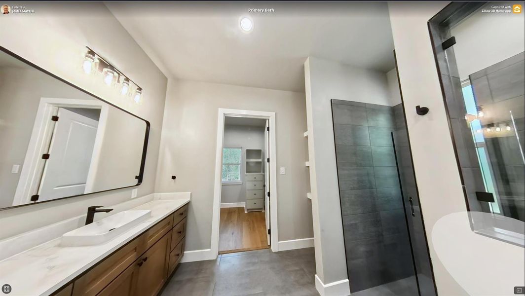 Furnished interior view inside a new home in , Conroe (Image 15).