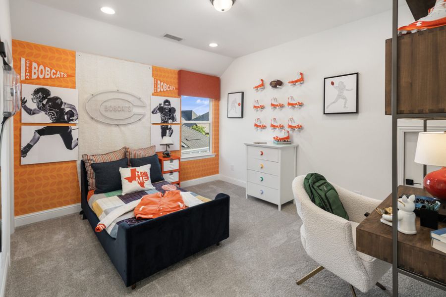 Representative furnished interior of a home built from the Eastland by UnionMain Homes in Cambridge Crossing, Celina (Image 41). Representative furnished interior of a home built from the Eastland by UnionMain Homes in Cambridge Crossing, Celina (Image 41).