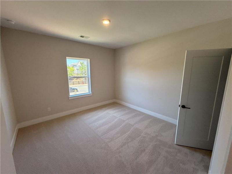 Spacious, unfurnished interior of a new home in Havencroft, Woodstock (Image 19).