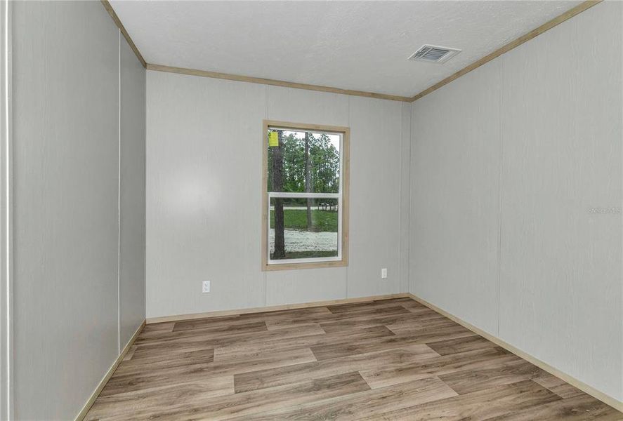 Spacious, unfurnished interior of a new home in , Williston (Image 21).