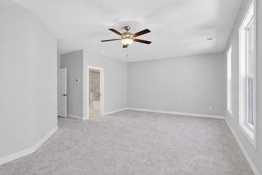 Spacious, unfurnished interior of a new home in The Park at Gainesville Township, Gainesville (Image 17).