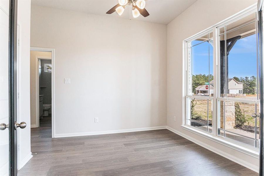 GORGEOUS BRAND NEW HOME! Ready approx 10/30/24. Representation Photos of Dallas Plan. Colors and Selections may vary. Call today to schedule a tour.