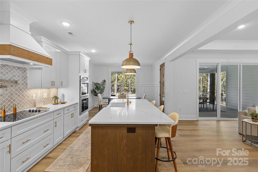 Furnished interior view inside a new home in , Midland (Image 39).