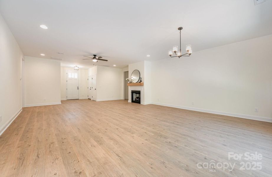 Spacious, unfurnished interior of a new home in , Salisbury (Image 14).