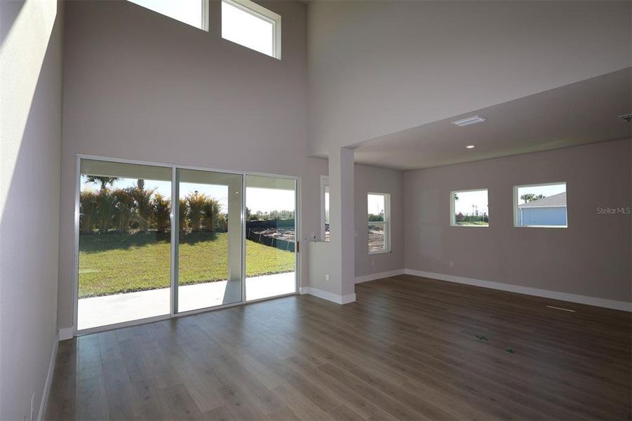 Spacious, unfurnished interior of a new home in Waterset Classic Series, Apollo Beach (Image 13). Spacious, unfurnished interior of a new home in Waterset Classic Series, Apollo Beach (Image 13).