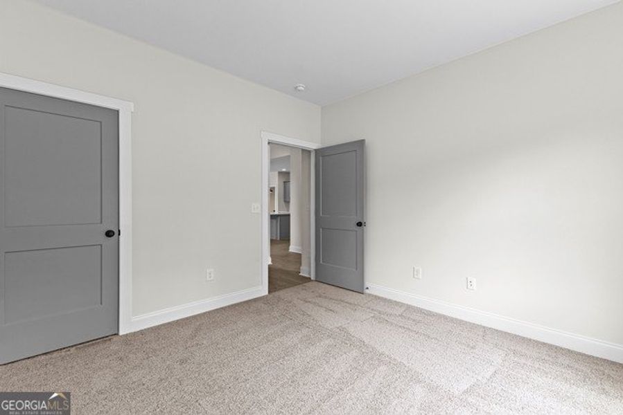 Spacious, unfurnished interior of a new home in The Dairy, Hogansville (Image 16).