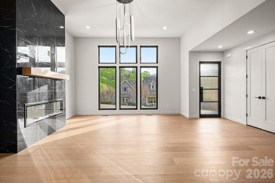 Spacious, unfurnished interior of a new home in , Candler (Image 21).