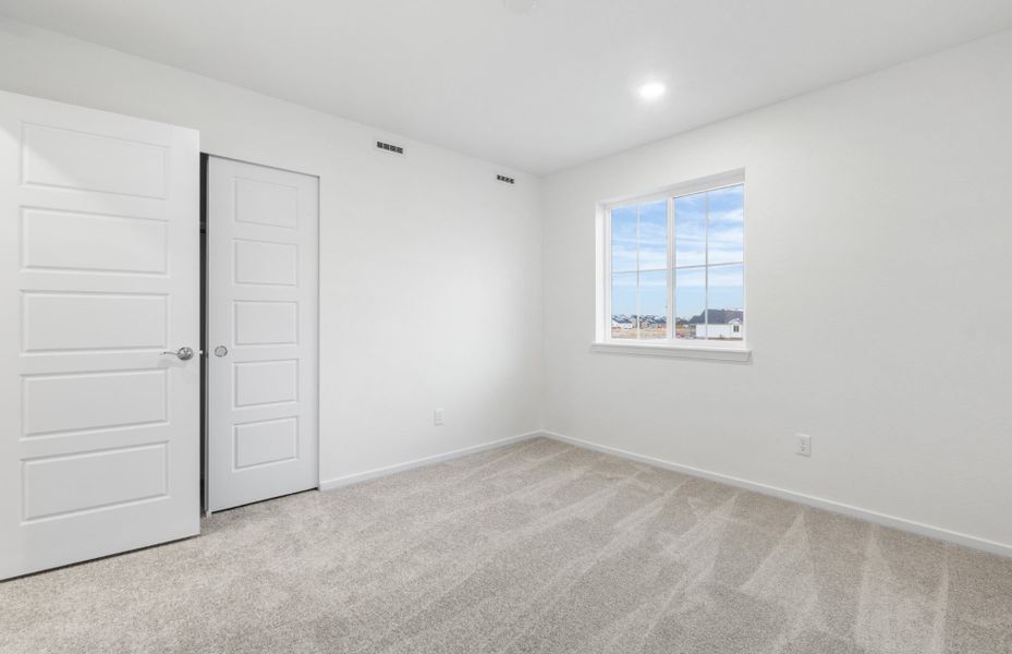 Spacious, unfurnished interior of a new home in Wolf Creek Run West, Strasburg (Image 11). Spacious, unfurnished interior of a new home in Wolf Creek Run West, Strasburg (Image 11).