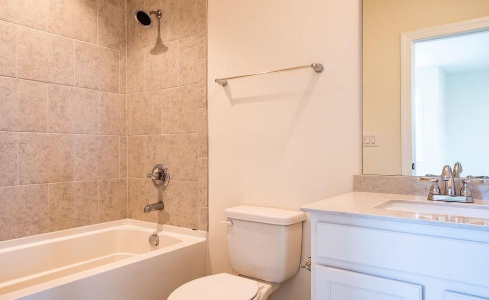Representative furnished interior of a home built from the Princeton by Greybrook Homes in Harbor Watch, Statesville (Image 45).