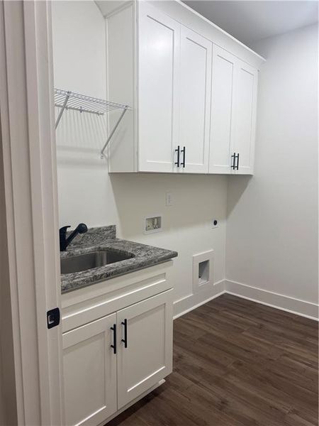 Furnished interior view inside a new home in , Waleska (Image 13).