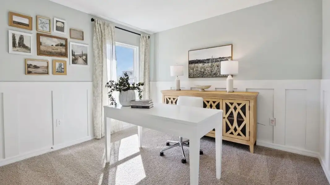 Furnished interior view inside a new home in Hawthorne Ranch, Lakeland (Image 29).
