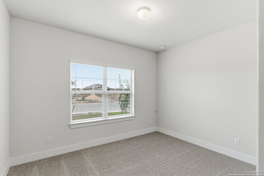 Spacious, unfurnished interior of a new home in Alsatian Oaks, Castroville (Image 36).
