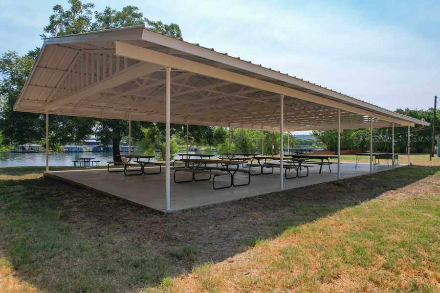 Community amenities in , Kingsland (Image 31). Community amenities in , Kingsland (Image 31).