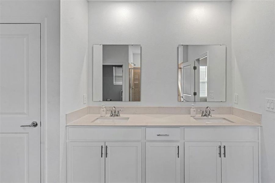 Furnished interior view inside a new home in Wellness Ridge, Clermont (Image 51).