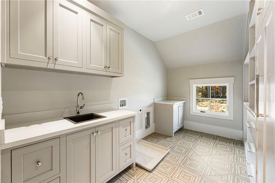 Furnished interior view inside a new home in , Alpharetta (Image 16).