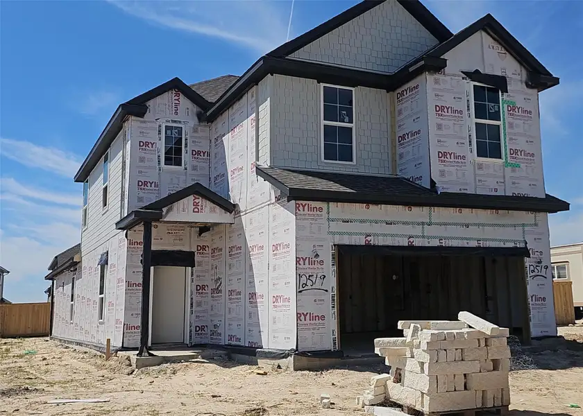 Image 7 of a home in Creekland Village at Bridgeland.