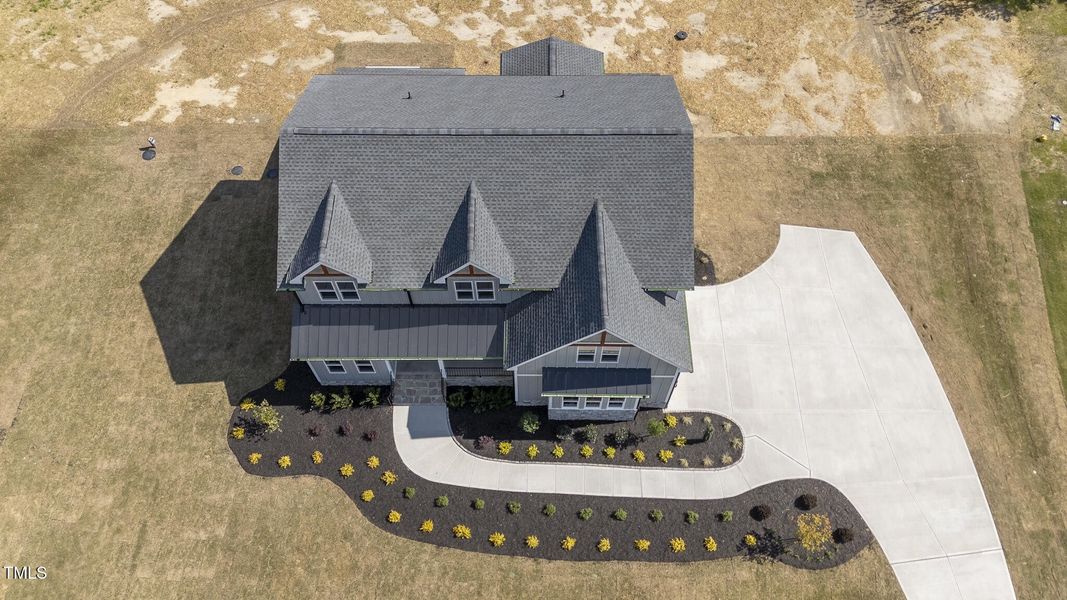 67FarmsteadCt-Drone-4