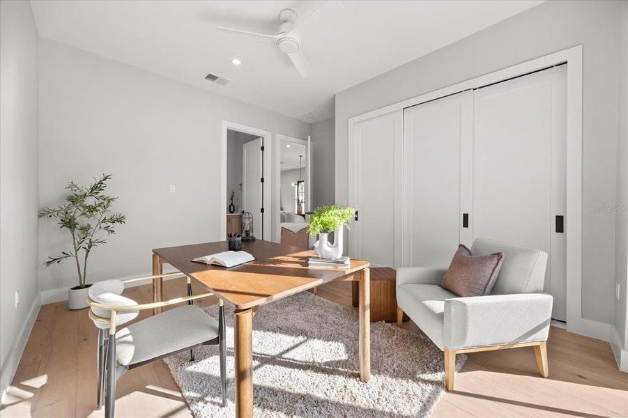 Furnished interior view inside a new home in , Orlando (Image 36). Furnished interior view inside a new home in , Orlando (Image 36).