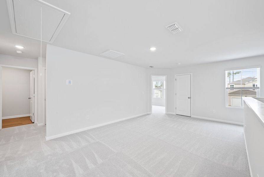 Spacious, unfurnished interior of a new home in Grand Arbor, Blythewood (Image 28). Spacious, unfurnished interior of a new home in Grand Arbor, Blythewood (Image 28).