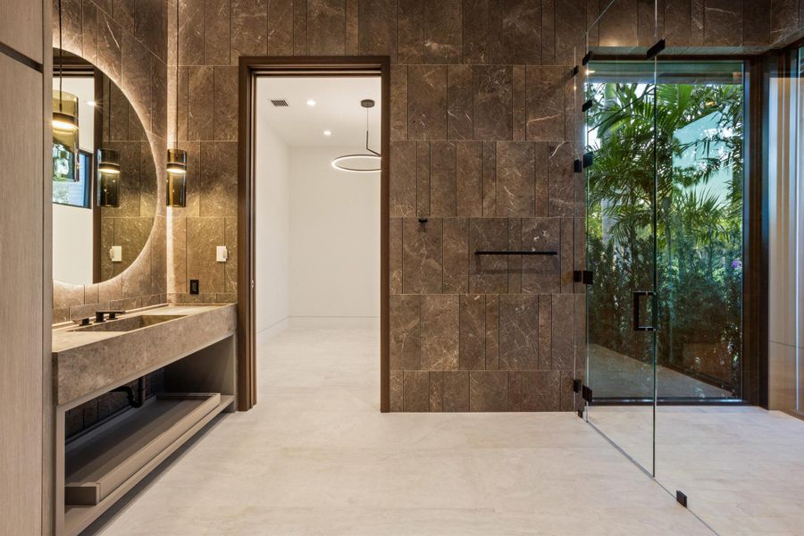 Image 111 of a home in .