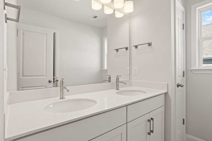 Easley, SC New Home.  - Slide 25