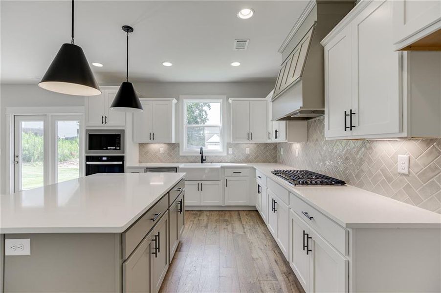 Furnished interior view inside a new home in , Buford (Image 12).