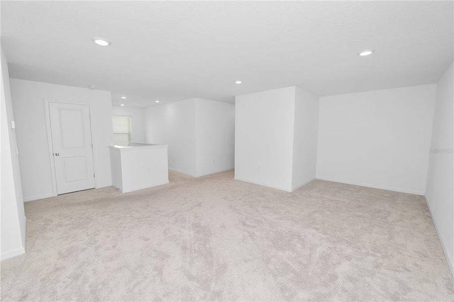 Spacious, unfurnished interior of a new home in Marion Creek, Haines City (Image 22). Spacious, unfurnished interior of a new home in Marion Creek, Haines City (Image 22).