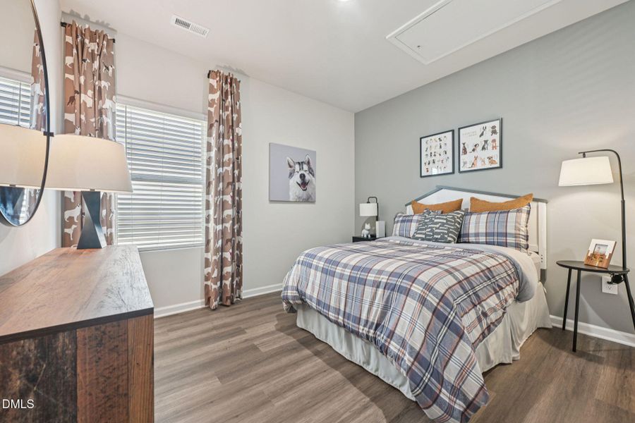 19-web-or-mls-Raleigh - River Glen - 64