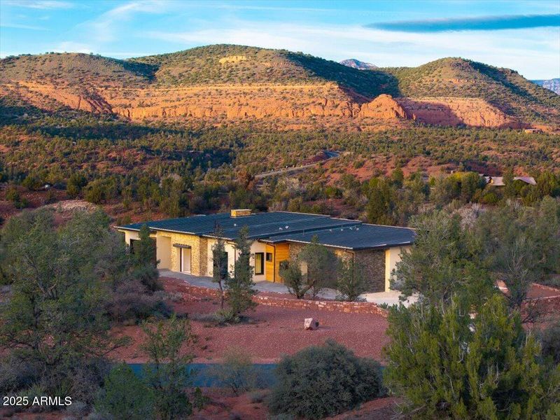 22-10 Amber Cliffs Way-DJI_2025122116533