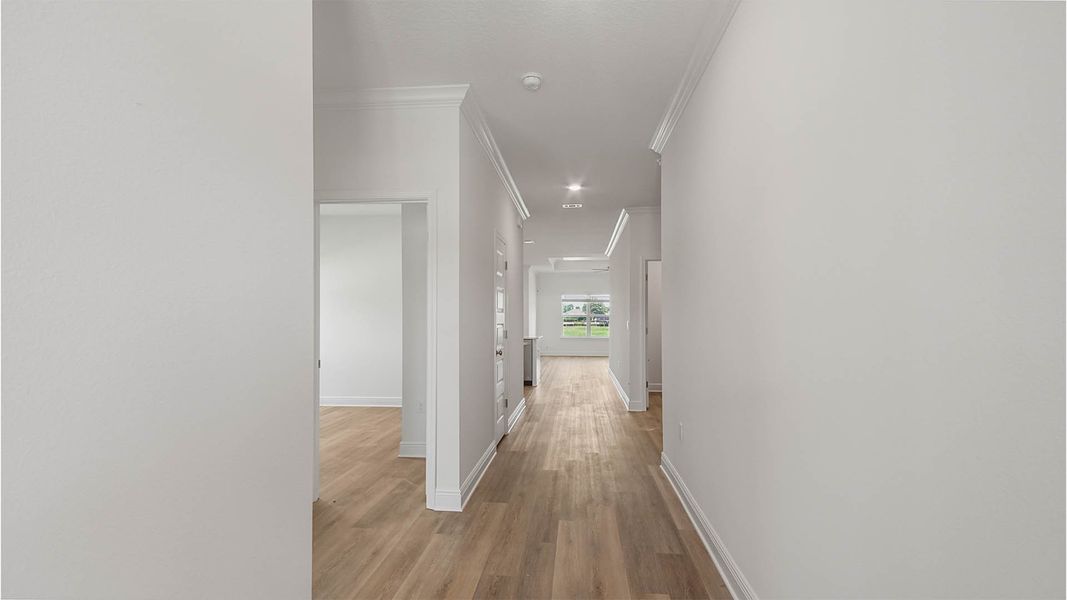 Representative unfurnished interior of a home built from the Rhett by D.R. Horton in Caballeros Estates At Hombre, Panama City Beach (Image 19).