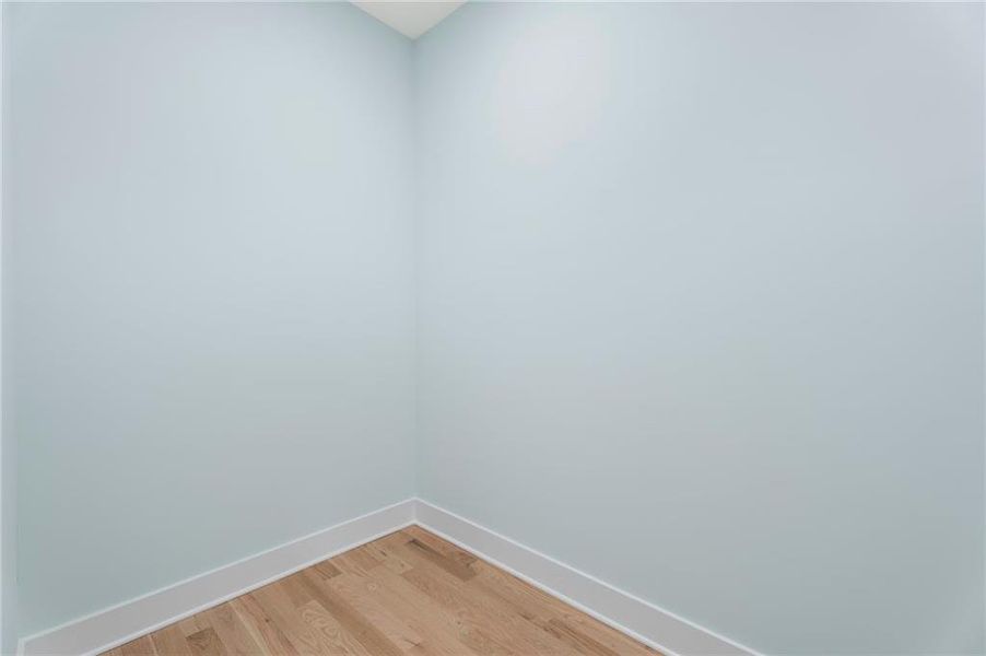 Spacious, unfurnished interior of a new home in , Summerville (Image 33).