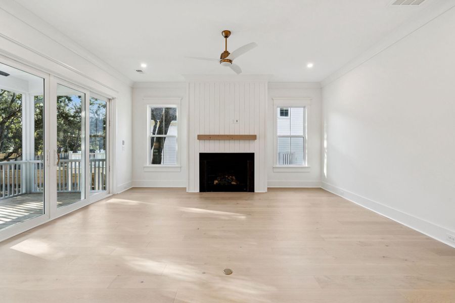 Spacious, unfurnished interior of a new home in , Mount Pleasant (Image 51).