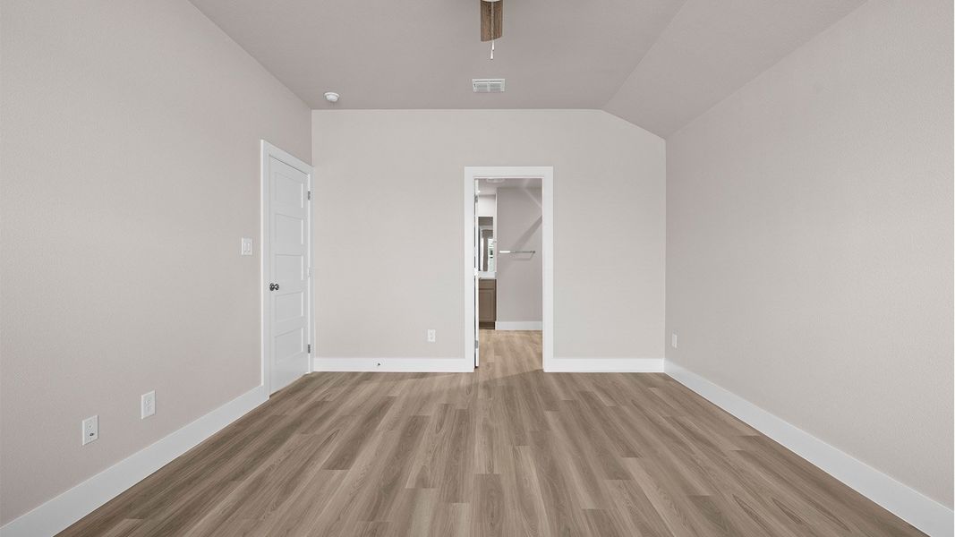 Spacious, unfurnished interior of a new home in The Islands of Rockport, Rockport (Image 17).