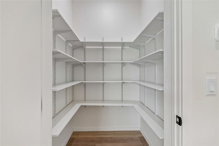 Spacious, unfurnished interior of a new home in , Tampa (Image 66).