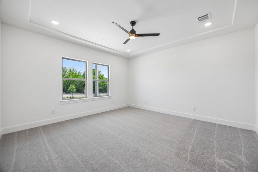 Spacious, unfurnished interior of a new home in The Parks at Wilson Creek, Celina (Image 45). Spacious, unfurnished interior of a new home in The Parks at Wilson Creek, Celina (Image 45).