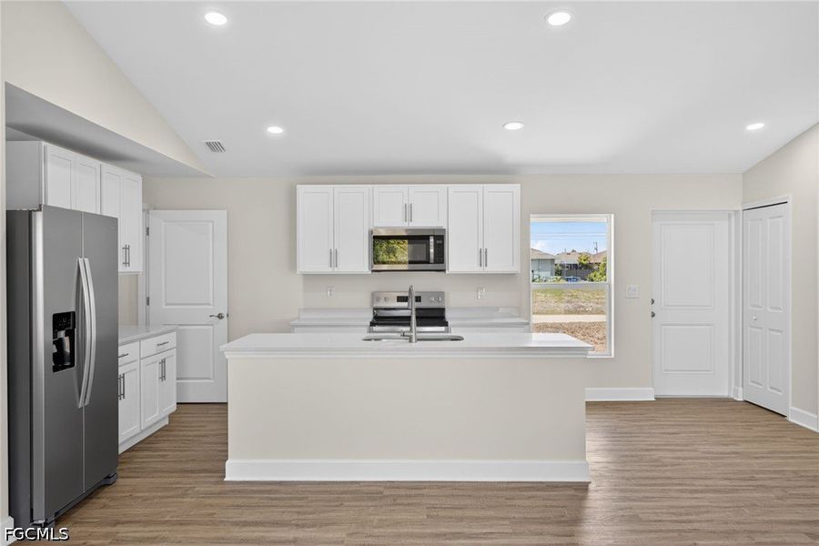 Furnished interior view inside a new home in Cape Coral, Cape Coral (Image 8).