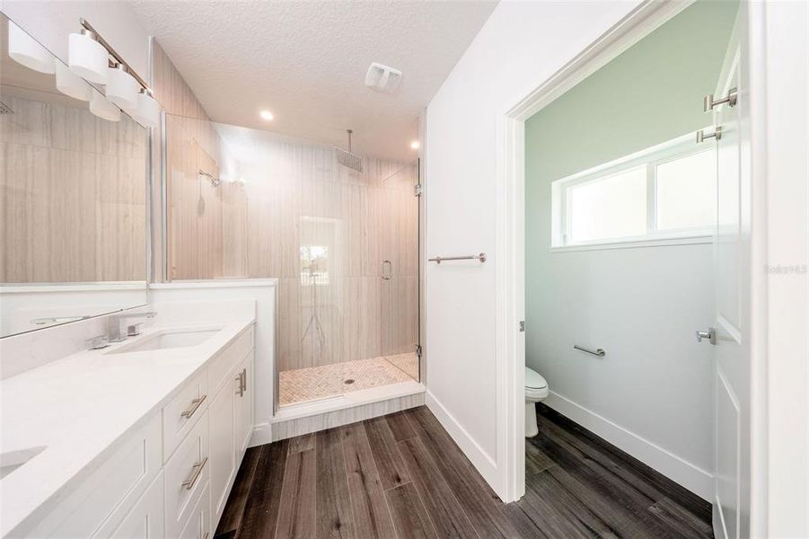 Furnished interior view inside a new home in , Deltona (Image 12).