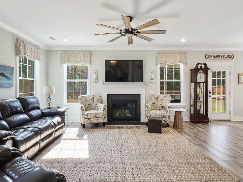 Furnished interior view inside a new home in Hewing Farms, Summerville (Image 43). Furnished interior view inside a new home in Hewing Farms, Summerville (Image 43).