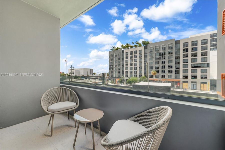 Condo located in Miami, FL showcasing its design and architecture (Image 14). Condo located in Miami, FL showcasing its design and architecture (Image 14).