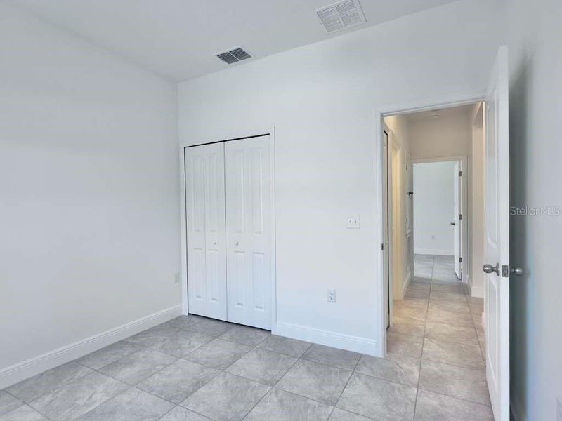 Spacious, unfurnished interior of a new home in , Ocala (Image 38).