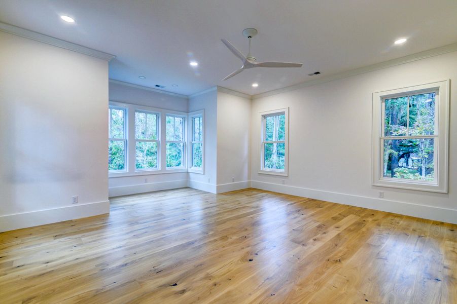 Spacious, unfurnished interior of a new home in , Seabrook Island (Image 26).