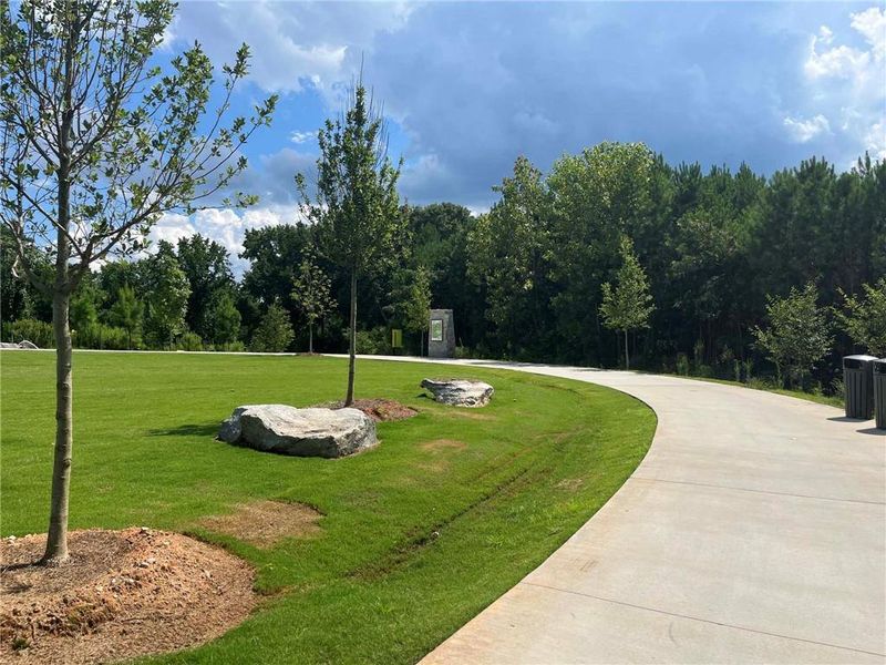Natural landscape and outdoor views near Park Vue in Atlanta (Image 37).