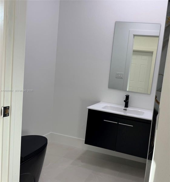 Furnished interior view inside a new home in , Lehigh Acres (Image 7).