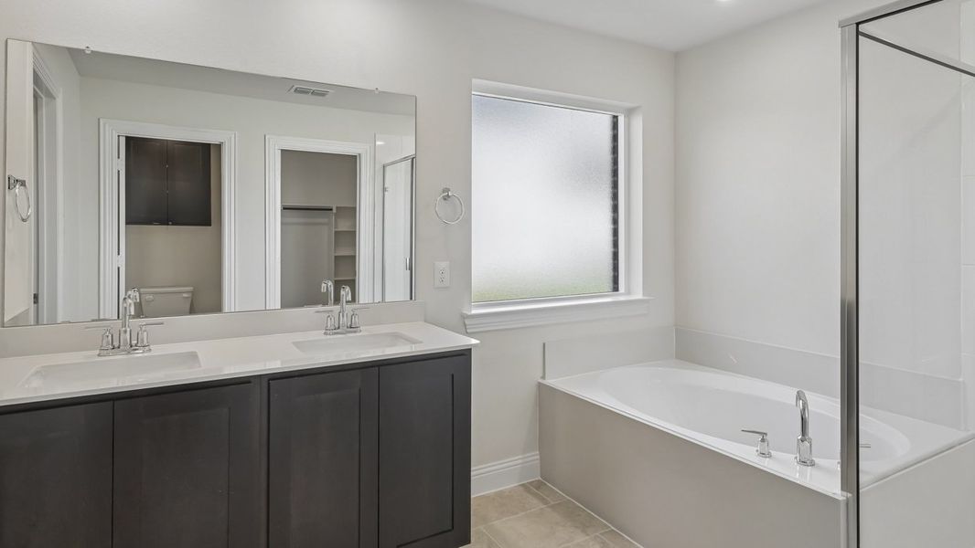 Furnished interior view inside a new home in Silverado, Aubrey (Image 6).