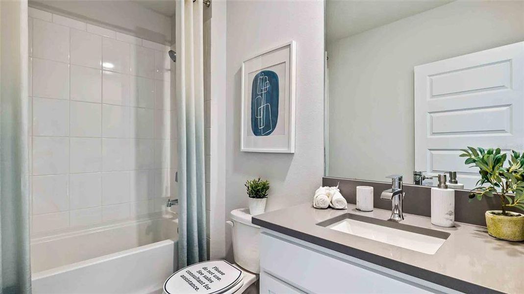 Image 37 of a home in Star Farms at Lakewood Ranch.