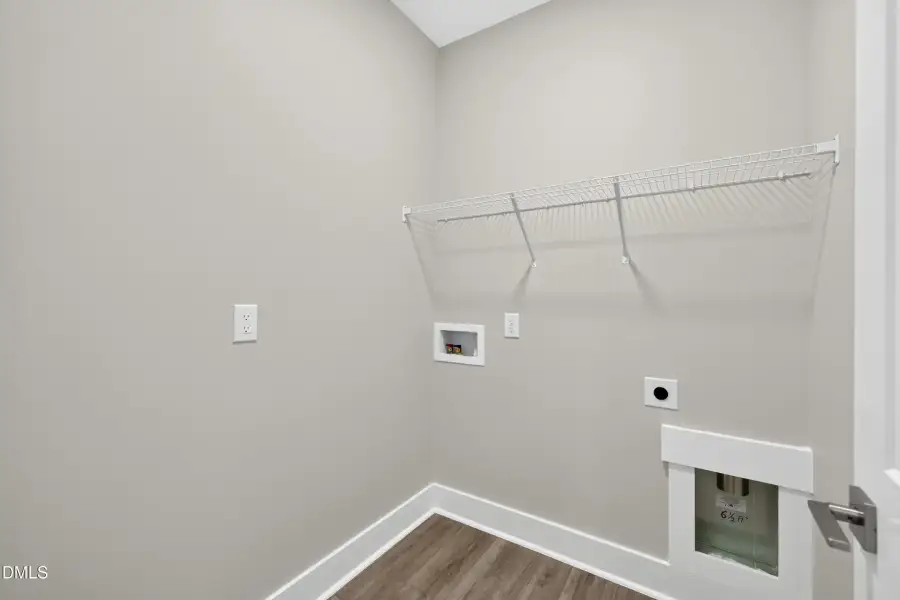 Laundry Room (Model Home)