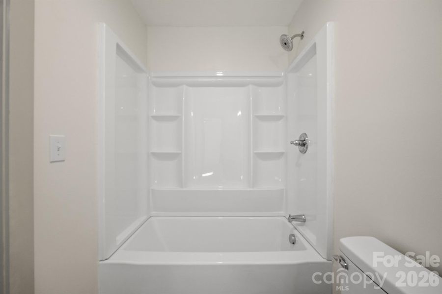 Image 36 of a home in .