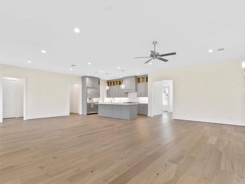 Image 34 of a home in .