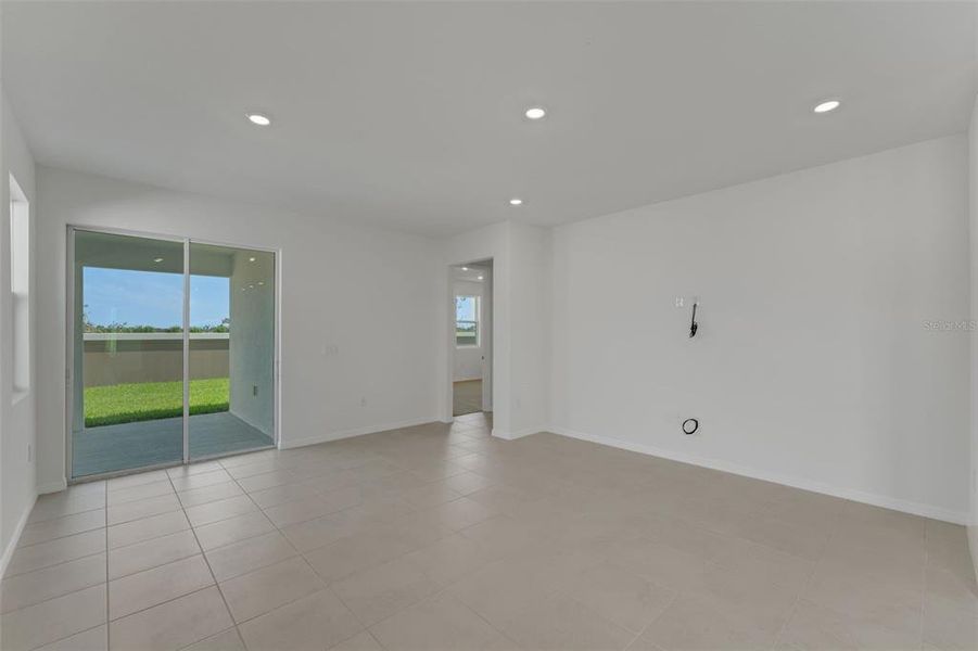 Spacious, unfurnished interior of a new home in Seaire, Parrish (Image 29).